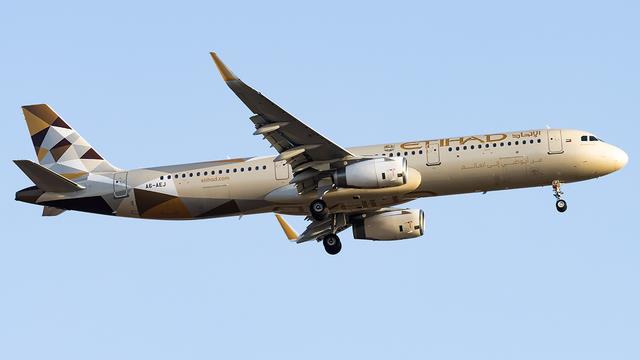 A6-AEJ:Airbus A321:Etihad Airways